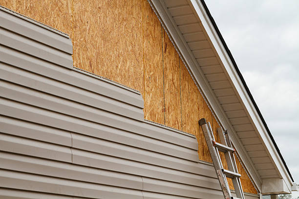 24/7 Emergency Storm Damage Siding Repair experts in Montgomery, PA